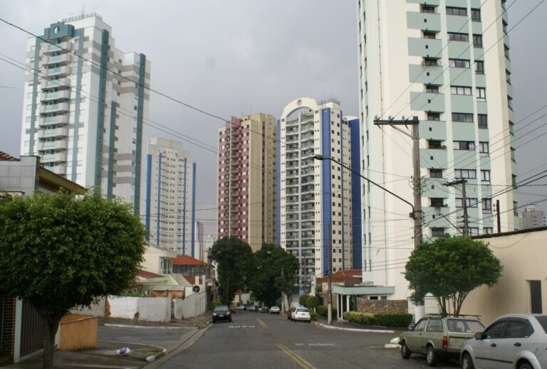 Street of Vila Regente Feijó, São Paulo City, Brazil.