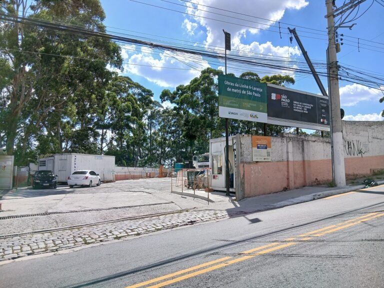 future tunnel emergency exit of São Paulo Metro, Brazil