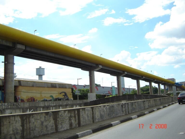 Expresso Tiradentes ("Fura-fila")