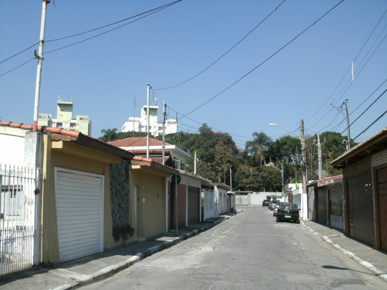 Rua Saturnino de Almeida Neto