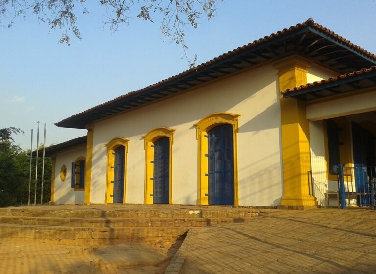 Casarão de Henrique Dumont Villares (atualmente CEI Externato Jaguaré). Distrito do Jaguaré, São Paulo, SP, Brasil.
