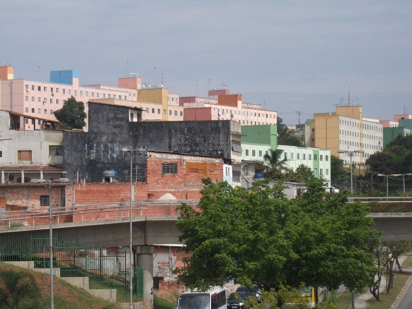 Morar em José Bonifácio: guia do distrito do grande conjunto habitacional Vista de prédios da COHAB José Bonifácio.