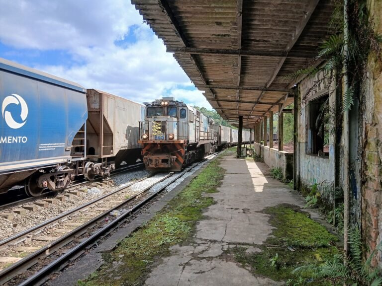 Former railway station: Evangelista de Souza Title Evangelista de Souza Instance of former railway station Located in