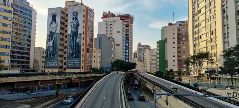 View at Minhocão, São Paulo, Brazil