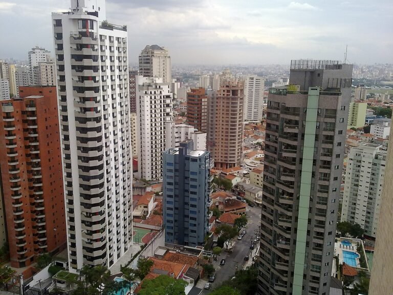 Foto dos edifícios da região do Alto de Santana, zona norte de São Paulo/SP Brasil