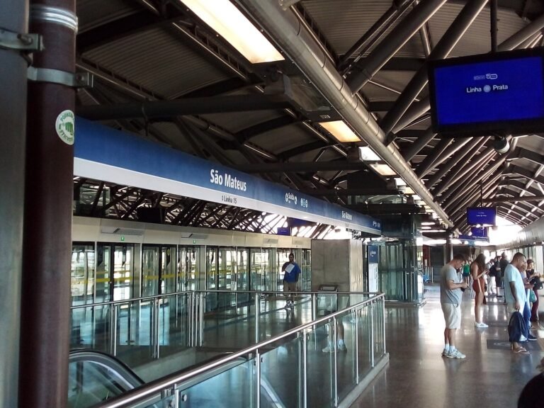 Plataforma da Estação São Mateus