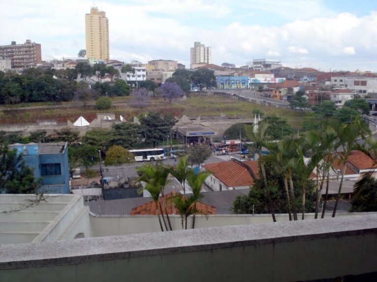 Vista para a Estação Tucuruvi, bairro do Tucuruvi, zona norte de São Paulo, SP.