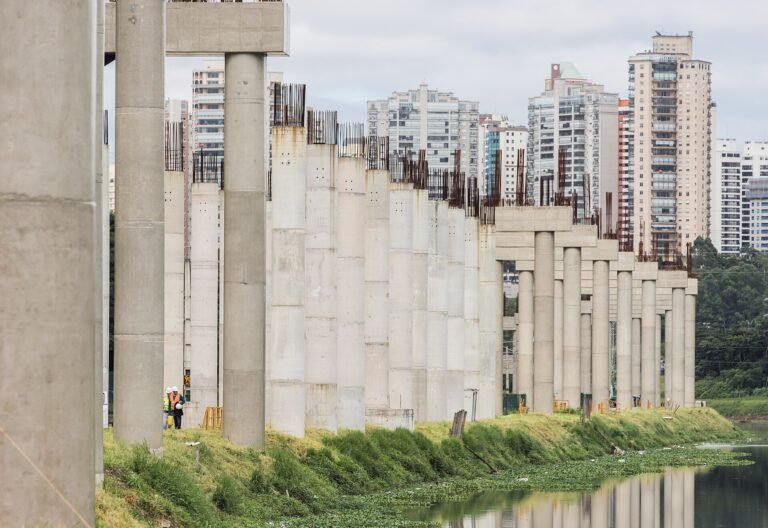 O Governador do Estado de São Paulo, Geraldo Alckmin, participou do Início de obras Estação de Integração Morumbi - Mono