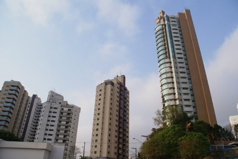 Buildings in Jardim Anália Franco, São Paulo City, Brazil - Edifícios no Jardim Anália Franco, São Paulo, Brasil.