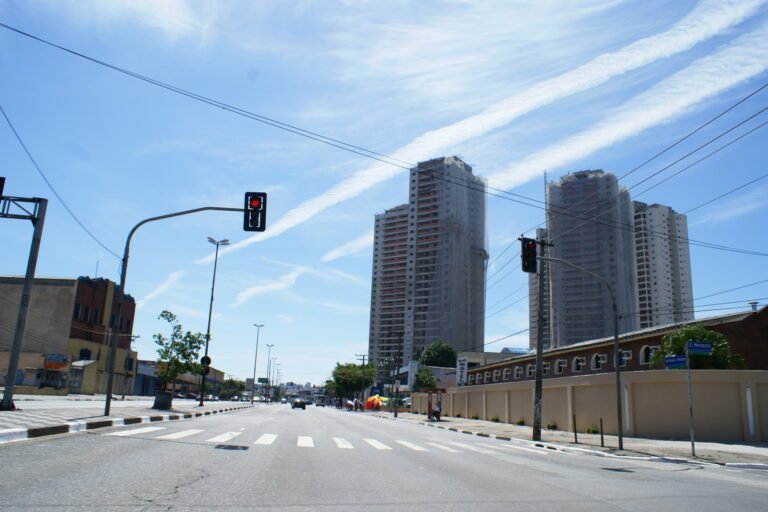 Avenida Profº Luís Ignácio de Anhaia Mello, São Paulo, Brasil. - Profº Luís Ignácio de Anhaia Mello Avenue, São Paulo Ci